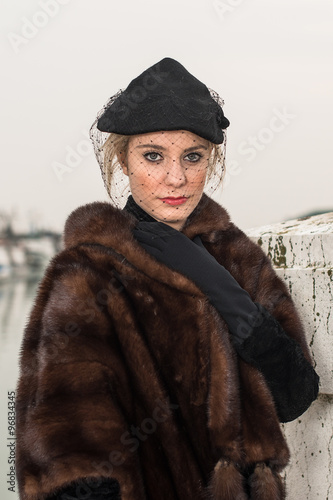 Ritratto di donna anni '40. Vintage