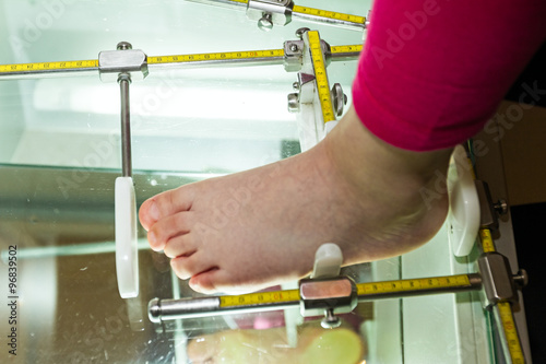 Foot measuring