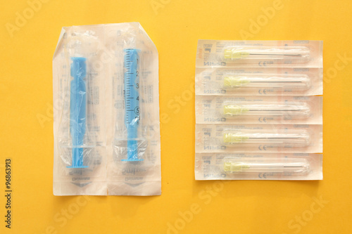 Plastic syringe - packed 