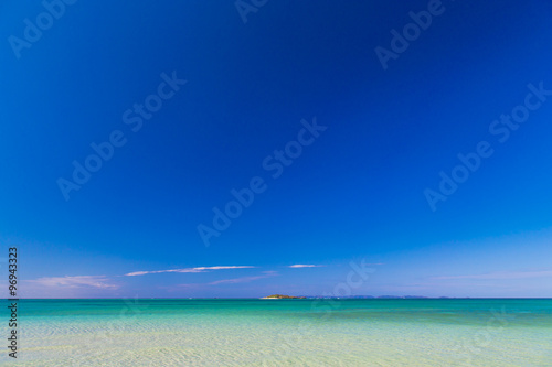 Wallpaper Mural 沖縄の海と空 Torontodigital.ca