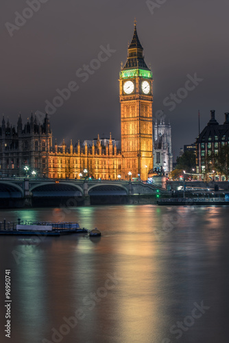 Big Ben Clock Tower and Parliament house at city of westminster, London England UK © arturas kerdokas