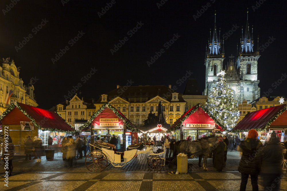 Obraz premium Christmas light. Old Town Square at Christmas time, Prague, Czech Republic.