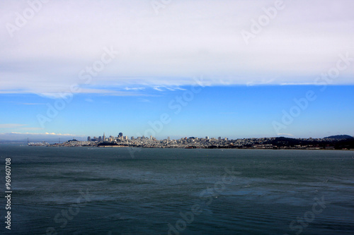 Fototapeta Naklejka Na Ścianę i Meble -  View of San Francisco from the hill, USA