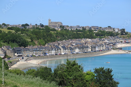 Blick auf Cancale, Bretagne photo