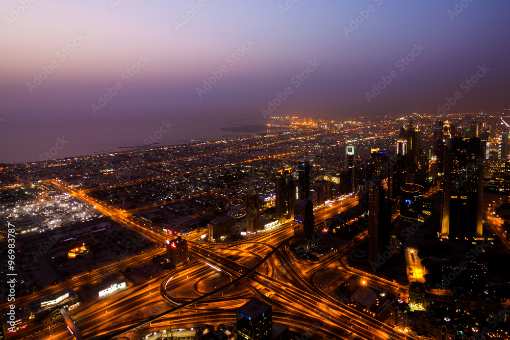 Dubai, Panorama nachts