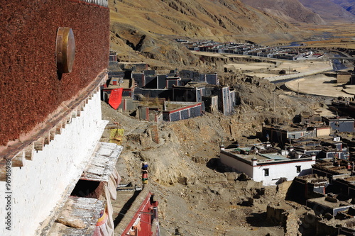 Village at the foot of temple. Ponpori Hill-Sakya-Tibet. 1851