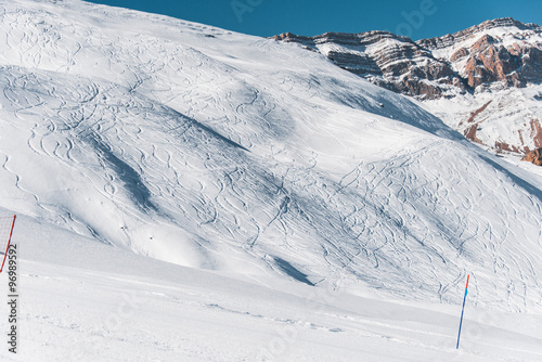 Winter mountains at ski resort © Elnur