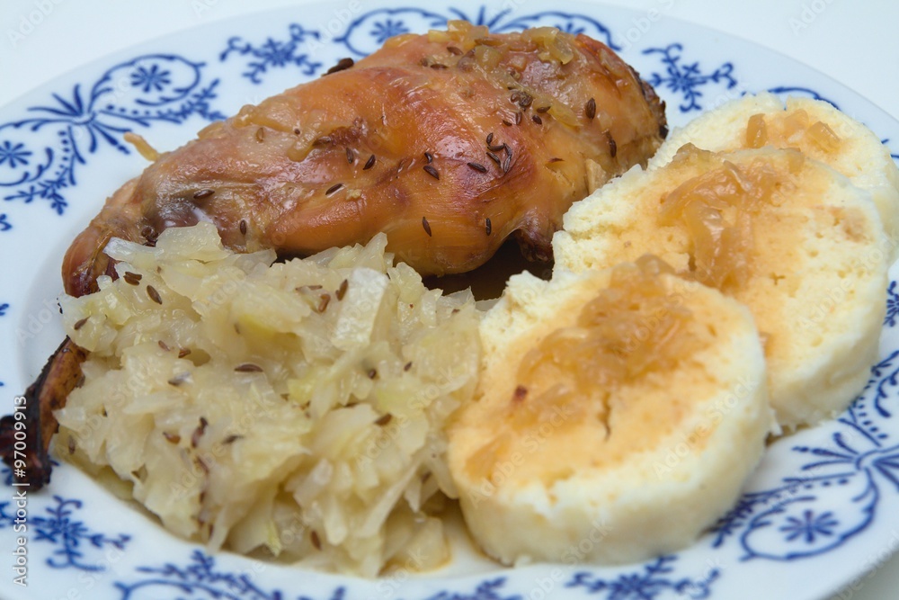 baked rabbit meat with cabbage and dumpling