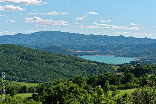 Toscana - Lago artificiale di Montedoglio photo