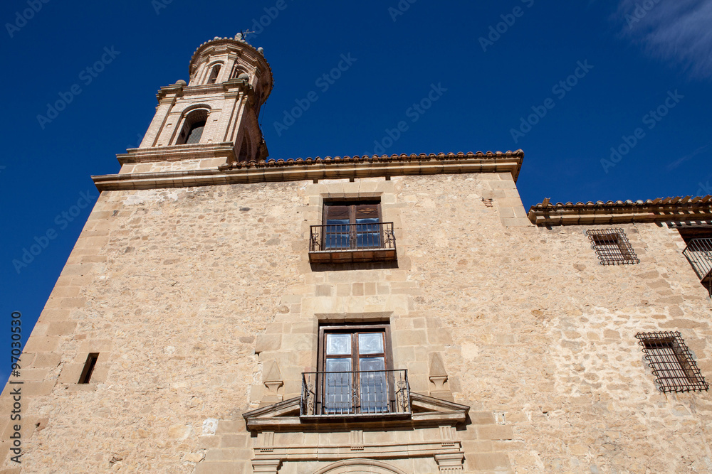 Iglesia antigua en Rubielos de Mora, Teruel, España