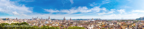 Panoramic view of Rome © Sergii Figurnyi