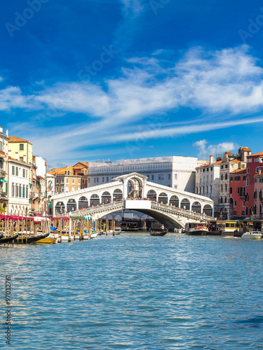 Gondola at the Rialto bridge in Venice