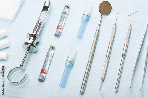 Tableau sur toile Dental equipment