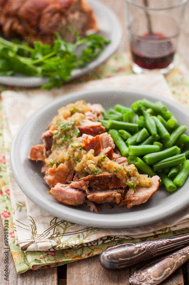 Slow Cooked Pork with Apple Sauce and Green Beans