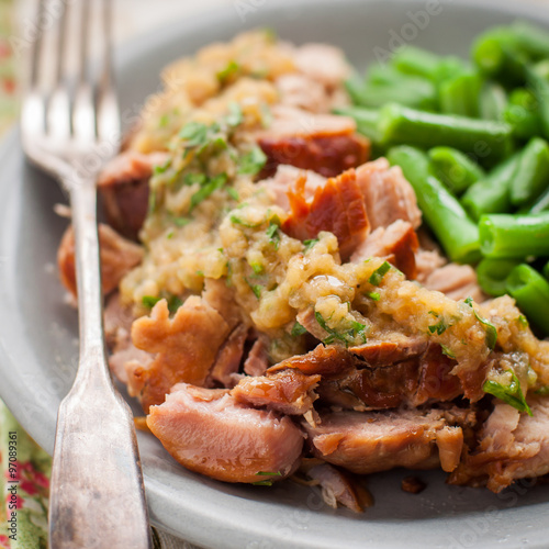 Slow Cooked Pork with Apple Sauce and Green Beans
