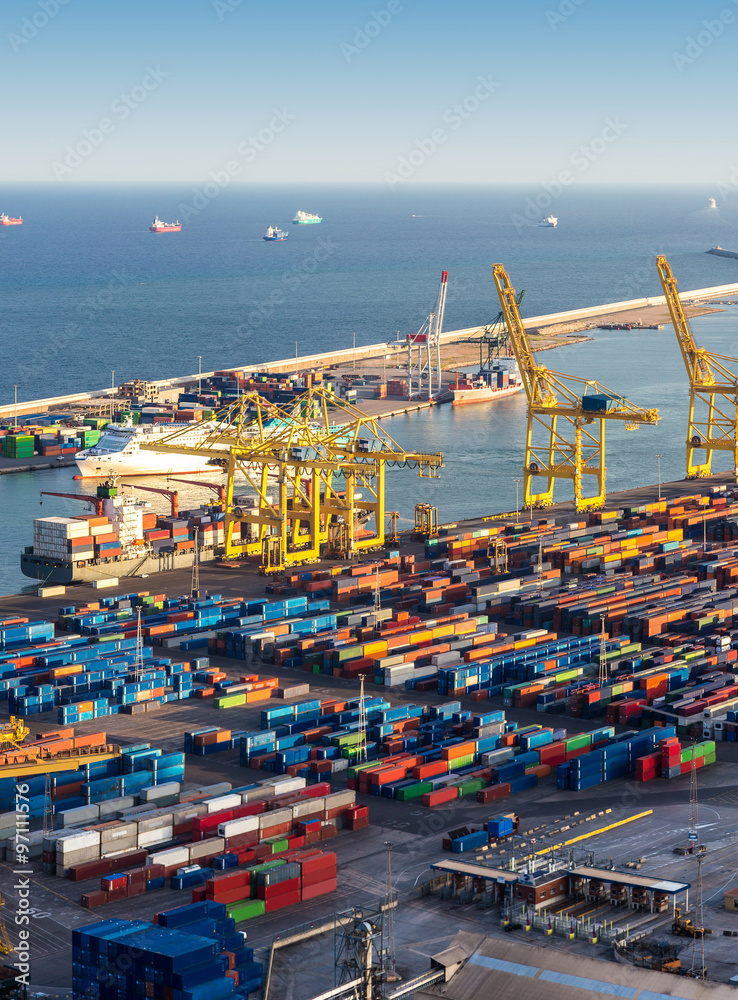 Fototapeta premium Port w Barcelonie