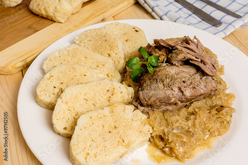 Dumpling cabbage pork