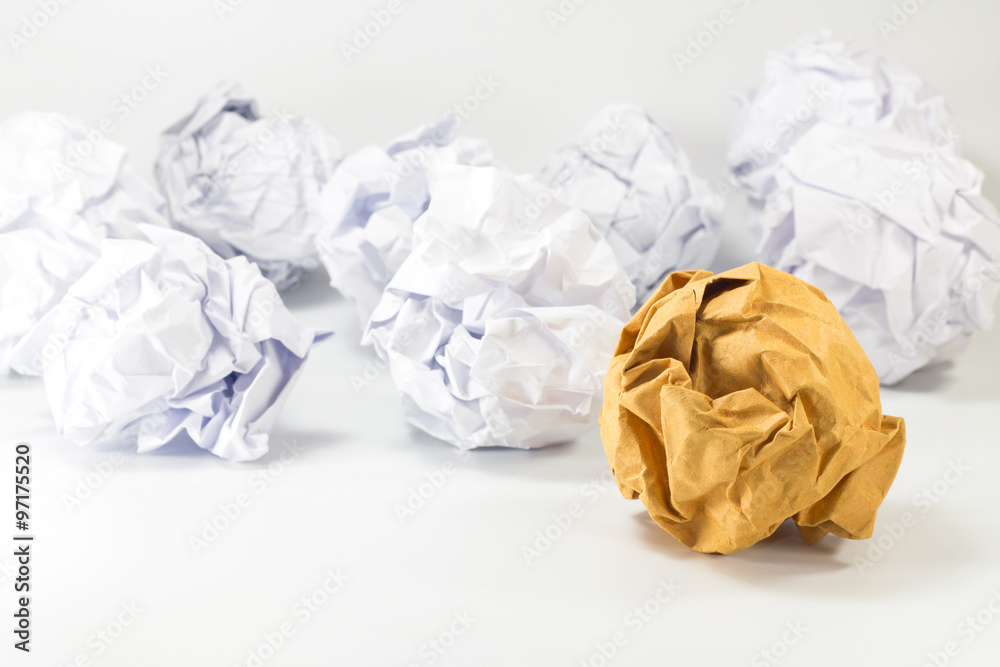 brown and white paper balls selective focus with shallow depth o brown and white paper balls selective focus with shallow depth o