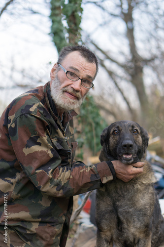 Konstfotografi homeless man and her dog