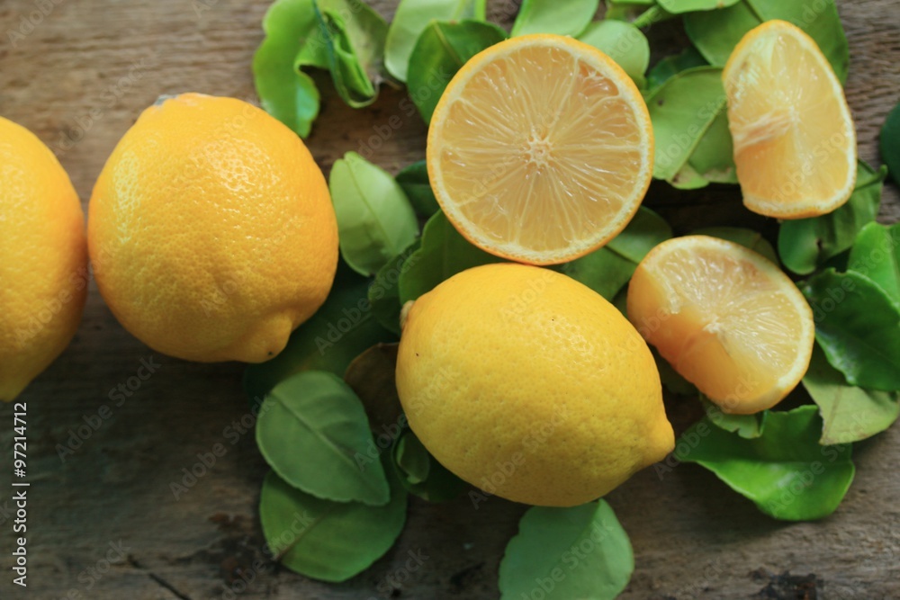 fresh lemon with leaves