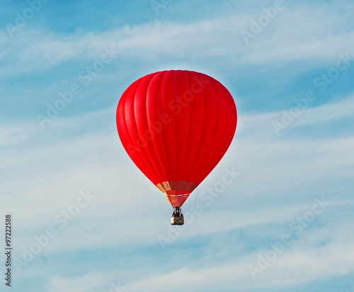 The red balloon floats in heavens © Irina84