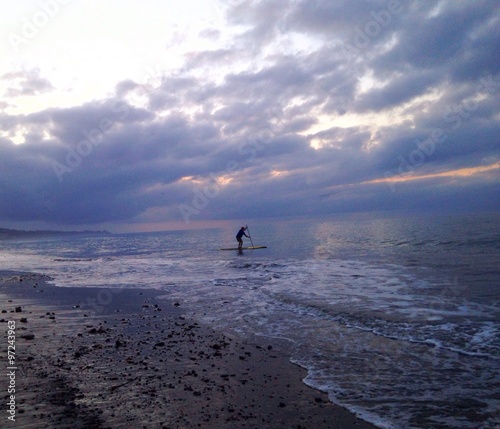Wallpaper Mural paddling in water Torontodigital.ca