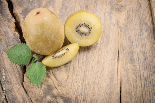 golden kiwifruit