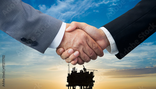 Business agreement on energy trade