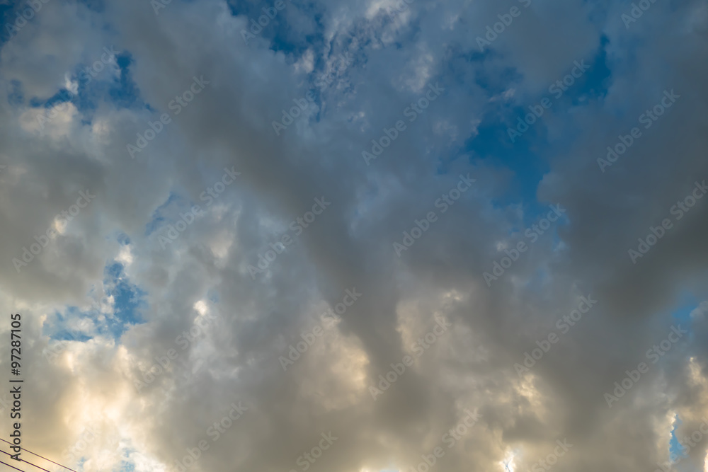 Fototapeta premium Cloudy blue sky abstract background