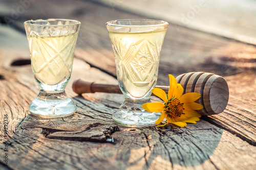 Sweet liqueur with alcohol and honey