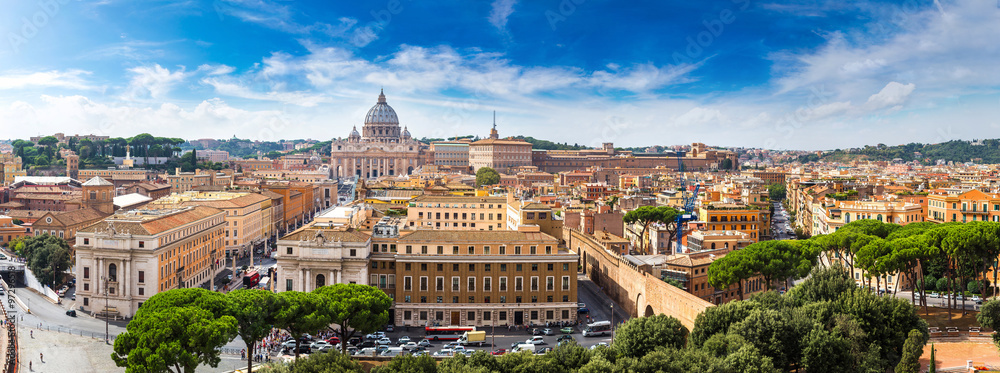 Naklejka premium Rzym i Bazylika św. Piotra w Watykanie