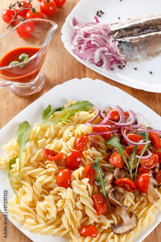 Pasta with mushrooms, cherr...