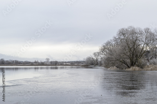 Lake and ice © fotografermen