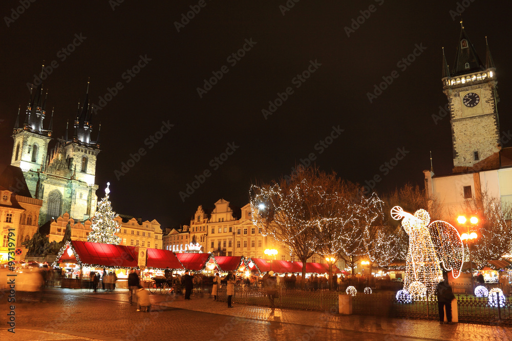 Fototapeta premium Christmas Mood on the night Old Town Square, Prague, Czech Republic