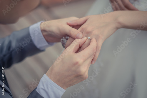 The groom wore a bride's wedding ring