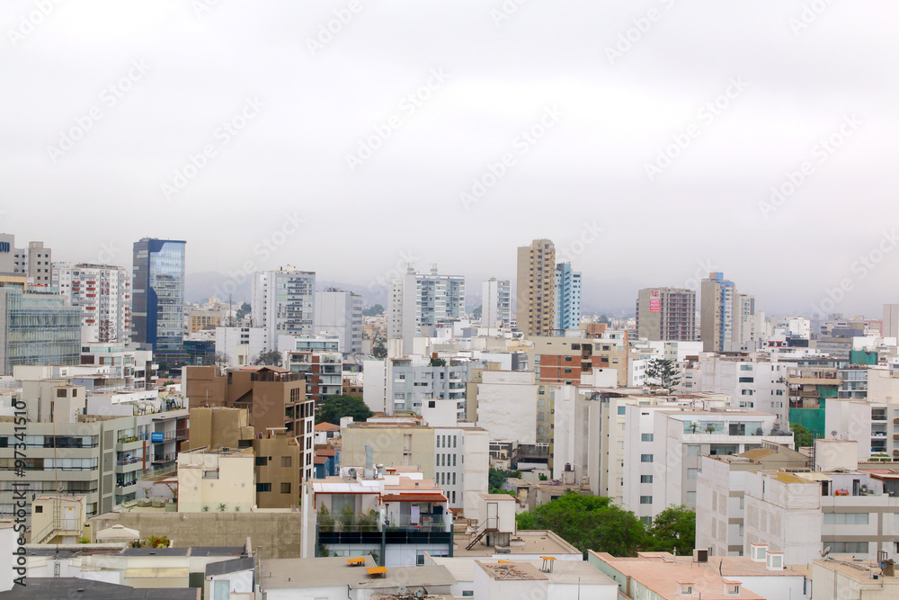 Fototapeta premium skyline in miraflores. lima peru