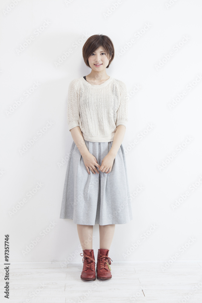 若い女性 若い女性