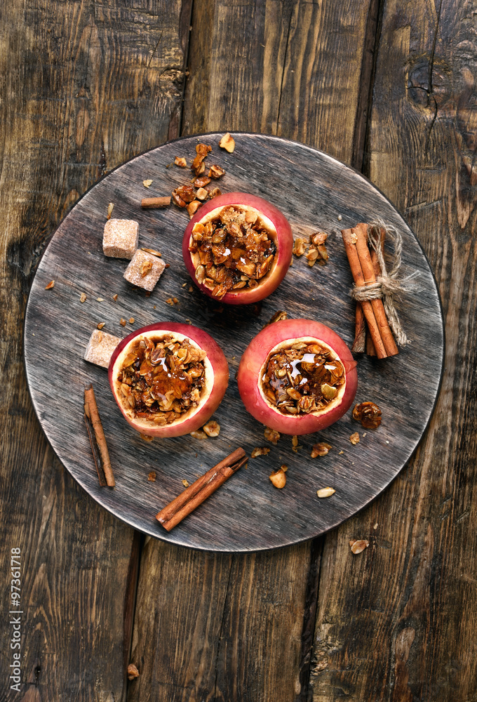 Baked apples with granola and honey Baked apples with granola and honey