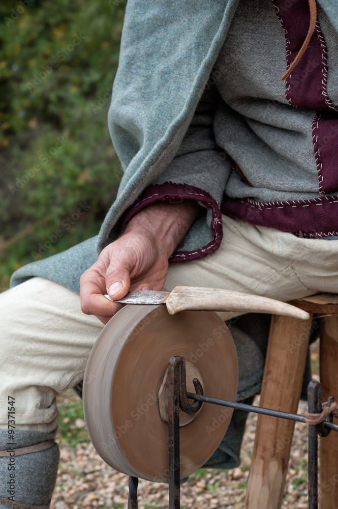 Obraz premium .knife grinder