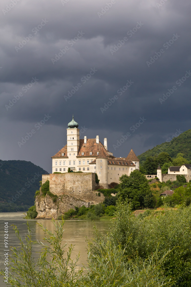 Schloss Schönbühel an der Donau
