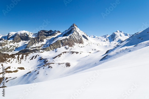 Majestic mountain peaks in winter in the Alps © fabio lamanna