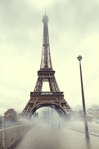 fog in Paris.
