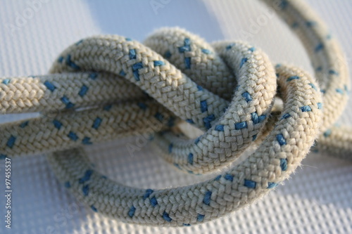 White rope knot
