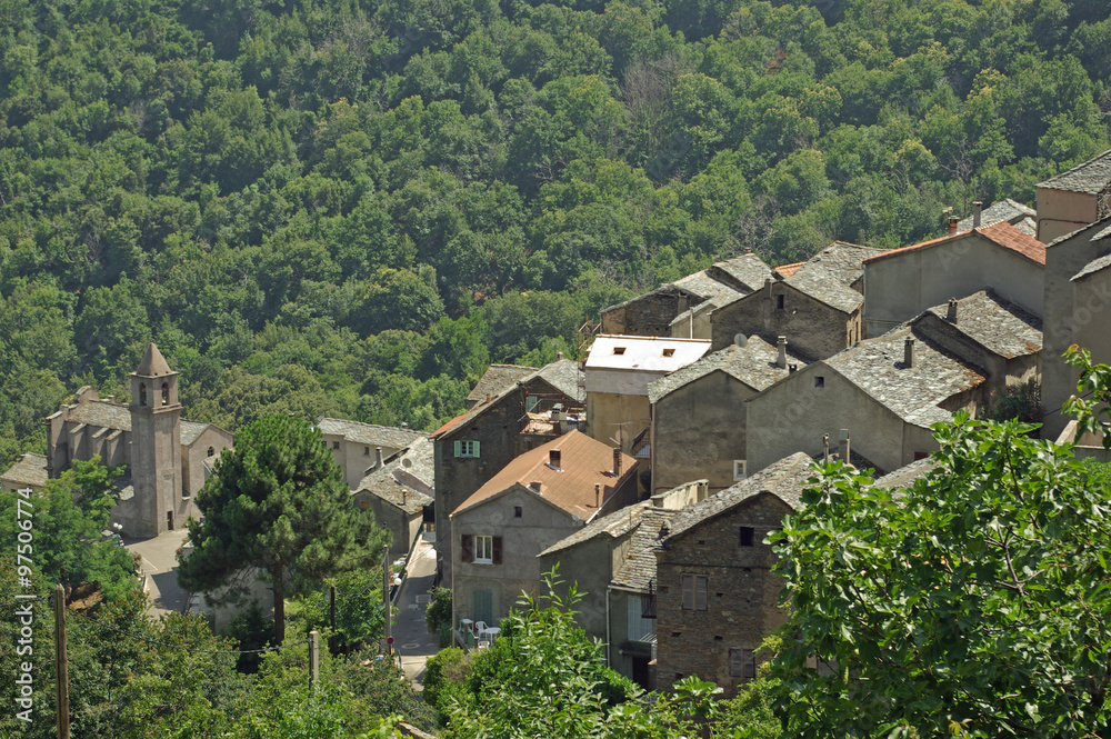 Corse, petit village de charme de Vignale
