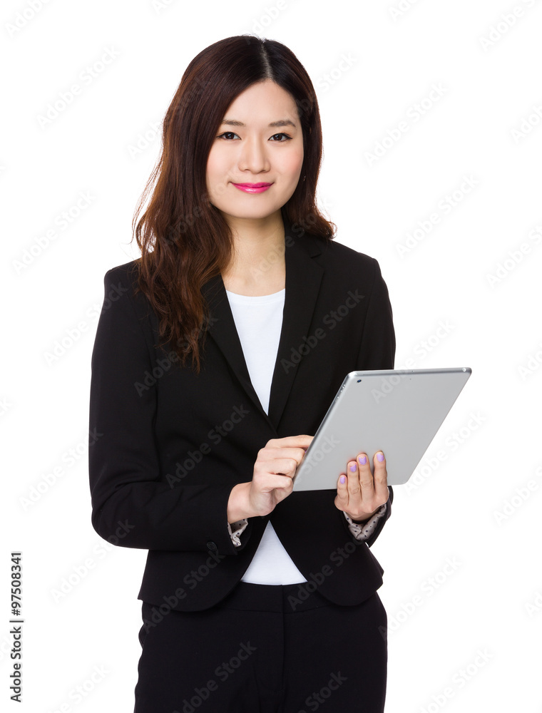 Businesswoman use of the tablet pc