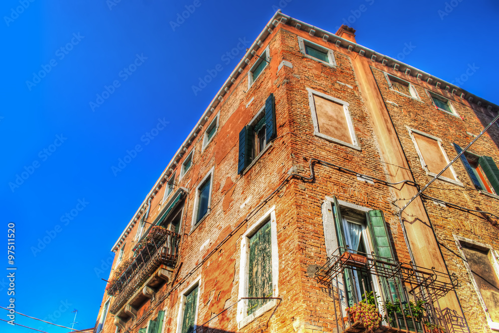Fototapeta premium orange building with brick facades in Venice