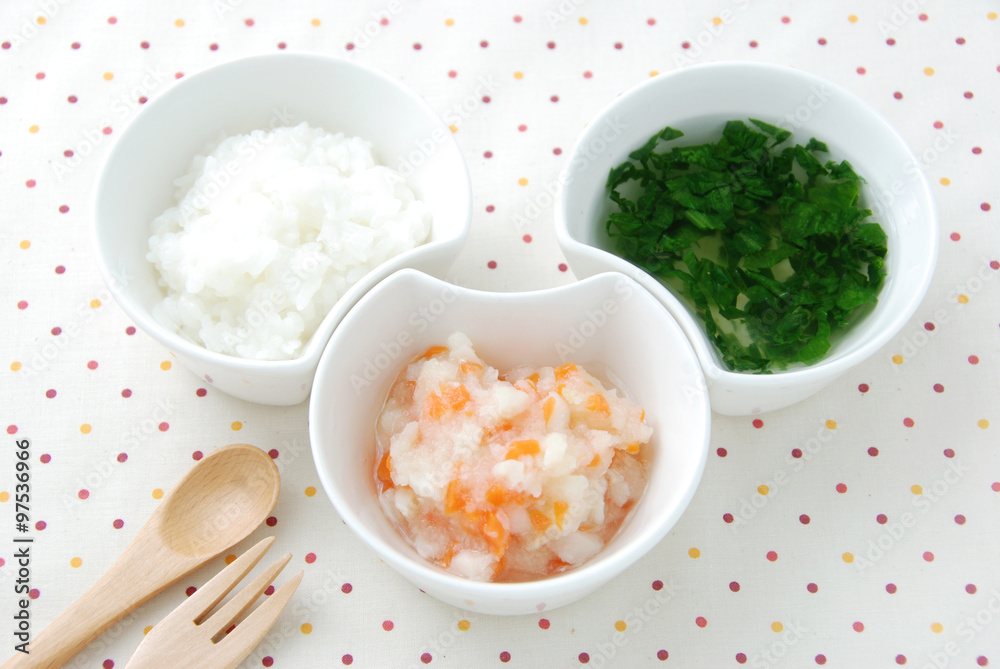 離乳食中期 7 8ヶ月 Stock Photo Adobe Stock