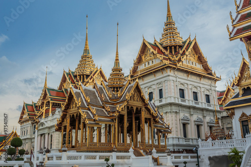 Thai temple © worachatsodsri