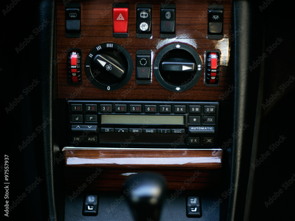 Oldtimer Limousine Radio