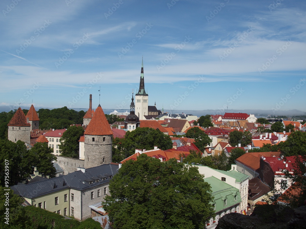 Blick vom Domberg auf Tallinn